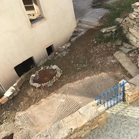 Kea Hauses View φοιρα κατω μερια κεασ κυκλαδων *